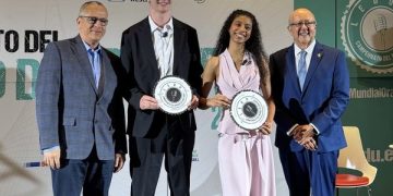 Óscar Rodríguez se consagra campeón mundial de oratoria en Cali