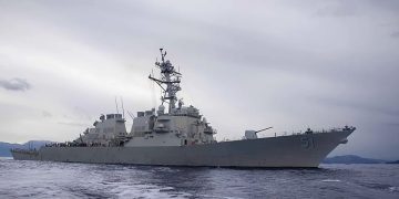 Estados Unidos refuerza el escudo antimisiles en Rota con la llegada de su sexto destructor y pone el foco en la cooperación con España