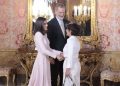 La complicidad de la Reina Letizia y Sonsoles Ónega en los Premios Planeta: un gesto de cercanía que trasciende el protocolo