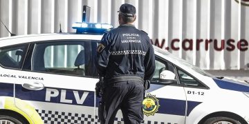 Un conductor atropella mortalmente a una mujer de 30 años en Valencia tras sufrir un estornudo al volante