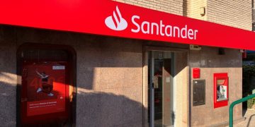 El Banco Santander sella una alianza estratégica con Nvidia para desplegar la inteligencia artificial en toda la entidad