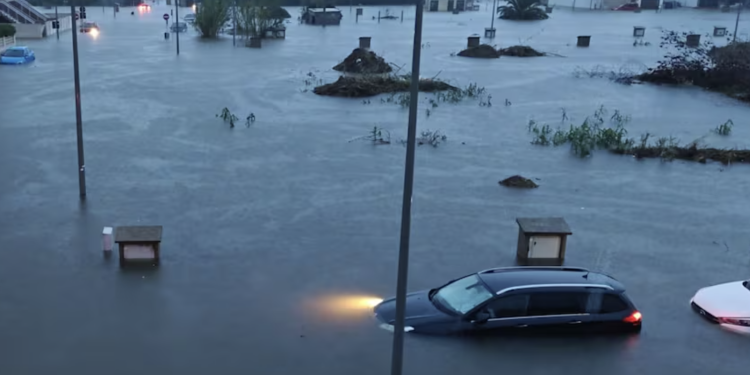 La DANA ‘Adam’ golpea con dureza la Comunidad Valenciana: inundaciones severas, seis municipios incomunicados y más de 100.000 alumnos sin clases