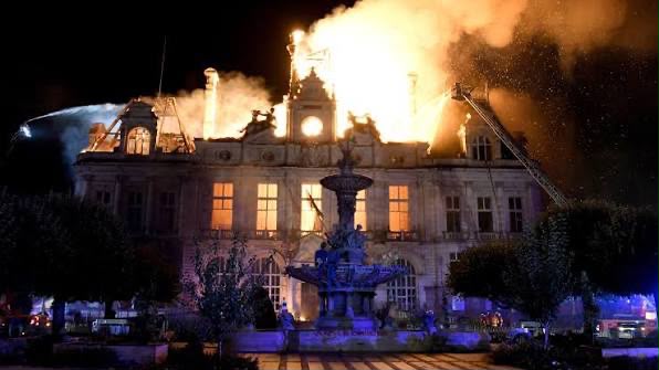 Francia enfrenta disturbios y anuncia toques de queda en varias ciudades