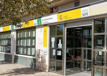 Andalucía lidera la pobreza laboral en España con un 17,65%, una tasa que roza el 21% tras pagar la vivienda