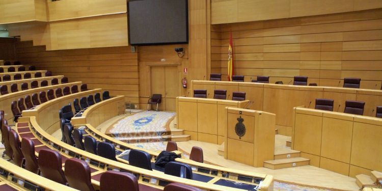 Senado: izquierda y derecha se disputan los tres quintos el 29-N