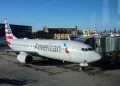 Susto en el aeropuerto de Chicago: un avión procedente de Barcelona sufre un reventón de neumáticos al aterrizar