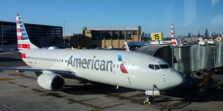 Susto en el aeropuerto de Chicago: un avión procedente de Barcelona sufre un reventón de neumáticos al aterrizar