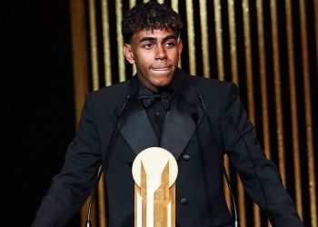Lamine Yamal fleta un avión privado para viajar con todo su entorno a la gala del Balón de Oro en Londres
