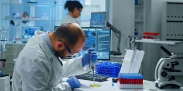 España se declara en «alerta» por el virus Shamonda tras registrarse en Francia la primera muerte humana  